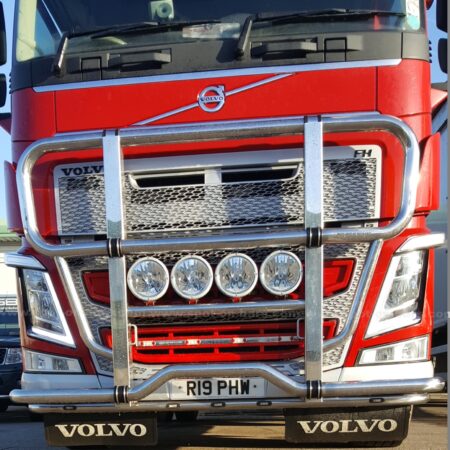 Volvo FH V4 MEGA Bull Bar